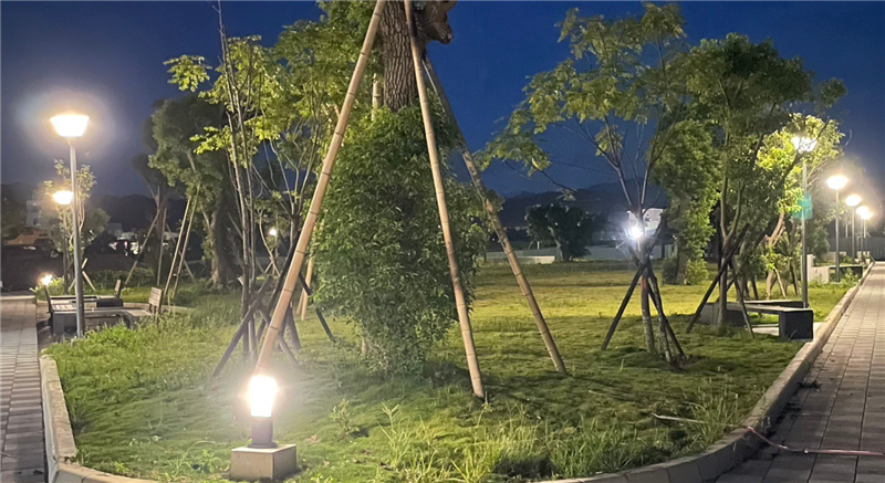公園景觀燈規劃案例-六角景觀高燈與矮燈